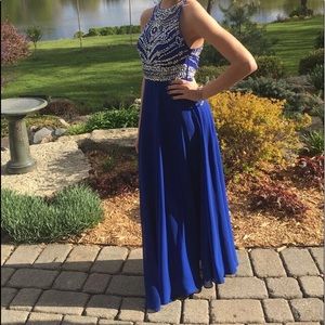 Beautiful prom dress for sale! Great condition!